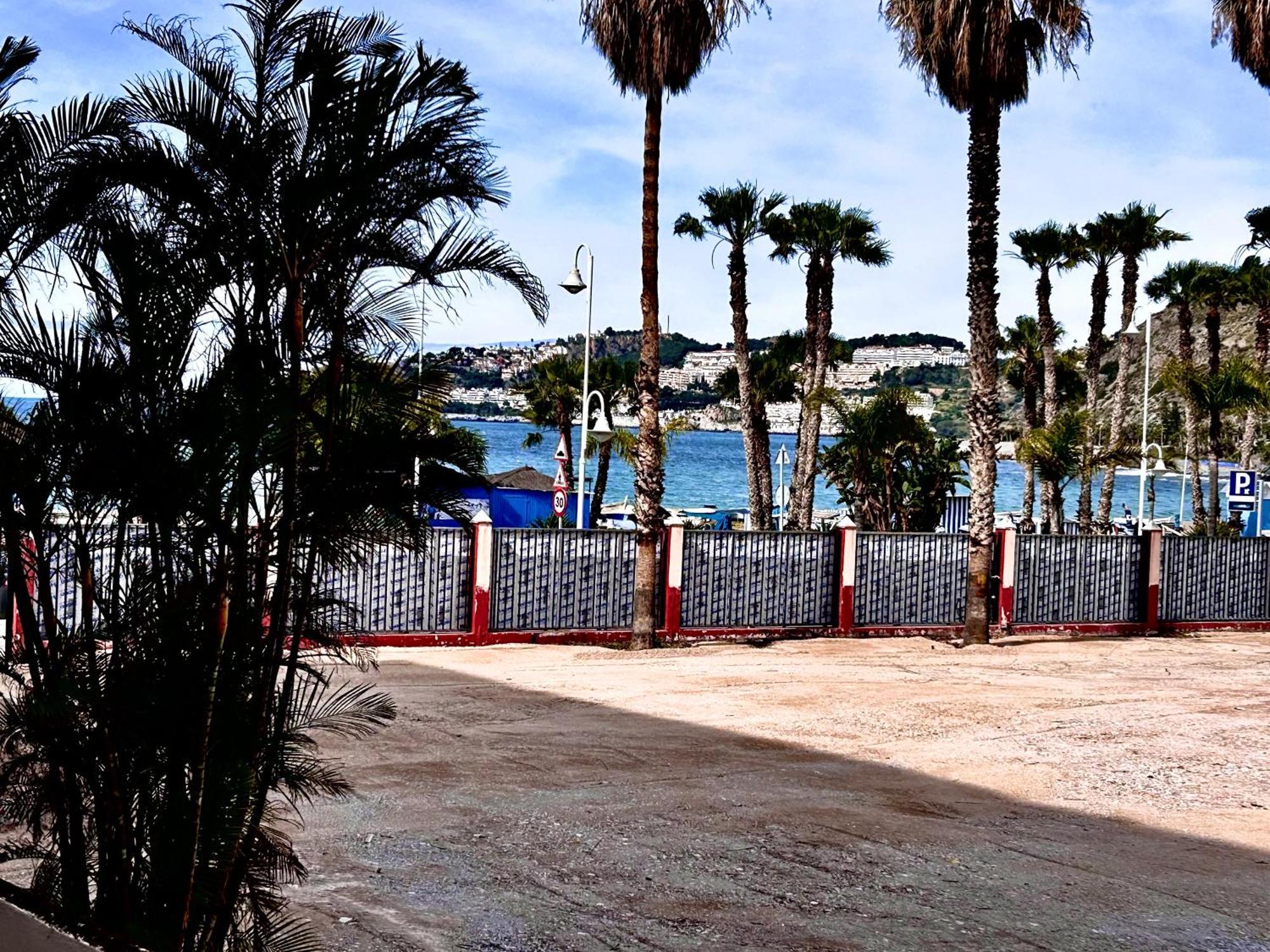 Apartamento 2 Dormitorios En Primera Linea De Playa San Cristobal Almuñécar المظهر الخارجي الصورة
